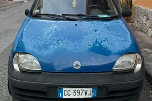 fiat 600 anno 2003