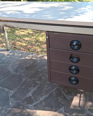 Scrivania in metallo vintage - anni 70/80