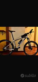 Mountain bike Giant