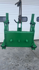 Piastra di tipo garnero con attacco a sollevamento