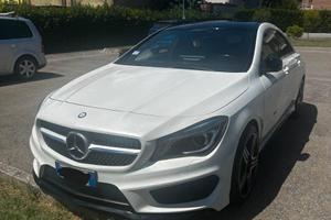 MERCEDES CLA 200 ALLESTIMENTO PREMIUM AMG