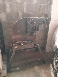 Cesoia / trancia manuale per ferro e lamiere