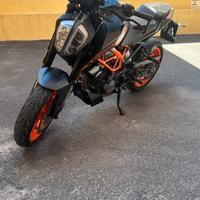 Ktm duke 125