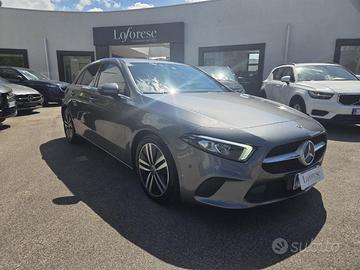 MERCEDES-BENZ A 180 d Automatic Business