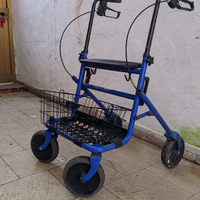 Deambulatore in alluminio