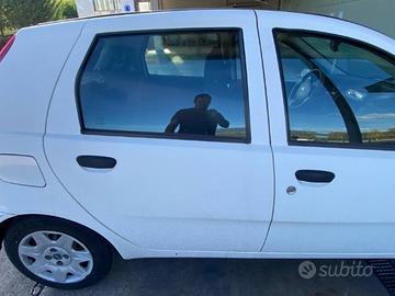 PORTA POSTERIORE DESTRA FIAT PUNTO III 188 2004