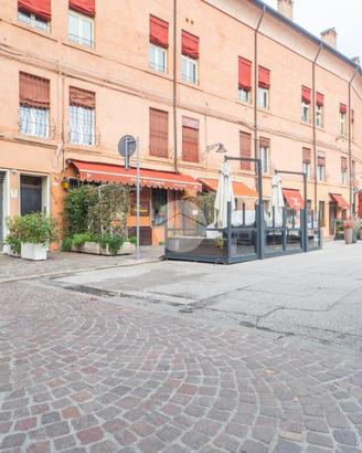 2 LOCALI A FERRARA