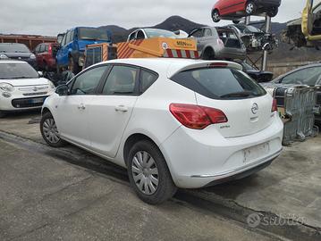 Opel Astra ricambi 
