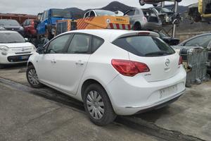 Opel Astra ricambi 