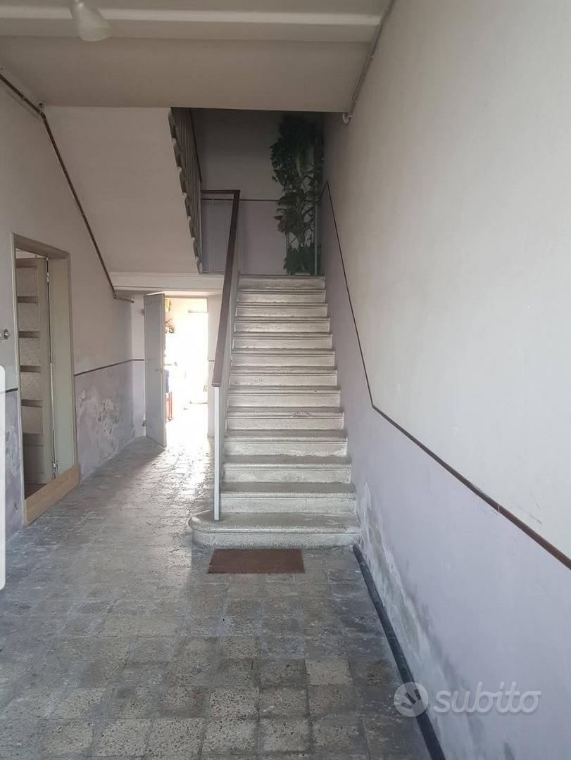 Negozio+appartamento a Porto Viro (RO) - Vista 4