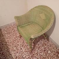 Poltroncina di vimini