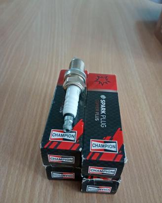 Candele accensione originali champion rc9ycc