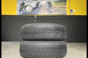 2 Gomme Michelin invernali 215/65R17 Pari al Nuovo