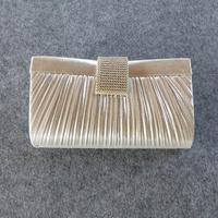 Pochette elegante, colore argento