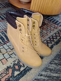 Scarponcino con tacco