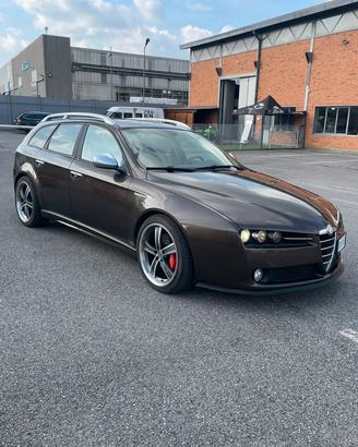 Alfa Romeo 159 3.2 JTS V6 24V Q4 Sportwagon Distin