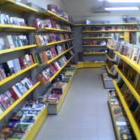 ARREDAMENTO NEGOZIO.