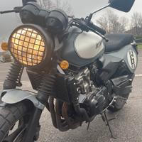 Honda Hornet 600 Cafe Racer