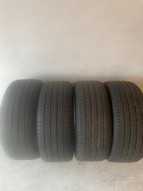 Gomme 225/40/18 92Y Pirelli del 2025