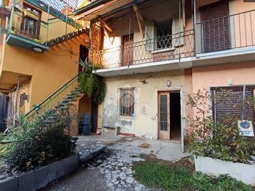 2 LOCALI A CONCOREZZO