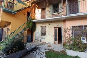 2 LOCALI A CONCOREZZO