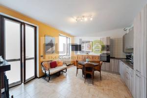 Appartamento di 109 m² con 4 locali e box auto a C