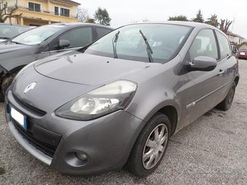 RICAMBI RENAULT CLIO 1.2 B ANNO 2010