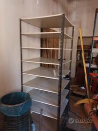 Scaffale ripiani legno