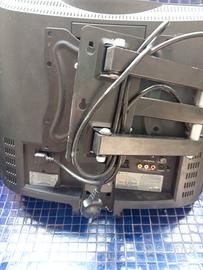 tv lg 20 pollici completa di braccio 