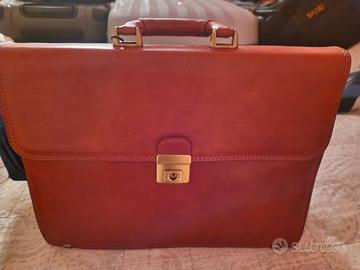 Borsa porta documenti e borsone portabiti