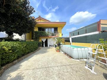 PORZIONE DI TRIFAMILIARE A VESCOVATO