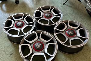 Cerchi 17’ fiat 500 abarth