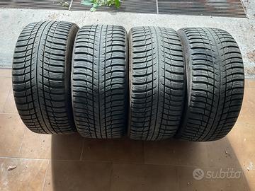 255/40/18 Bridgestone