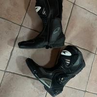 stivali moto axo n45 in ottime consizioni