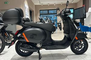 Vespa 300 GTS SUPER SPORT