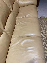 divano 3 posti in pelle