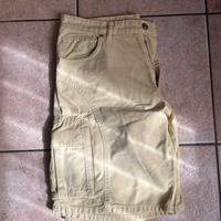 Pantaloni corti