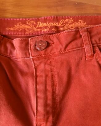 Jeans rossi Desigual ricamati T.42