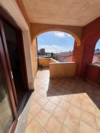 Ampio trilocale al primo piano golfo aranci