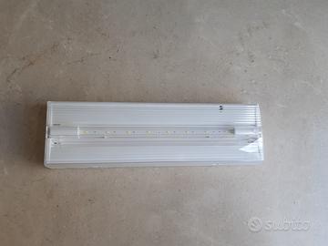 lampade di emergenza 