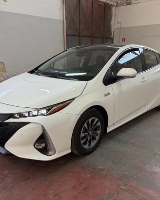 TOYOTA Prius Plug-in - KM. 451