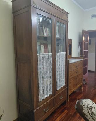 Vetrina ,como',cappottiera