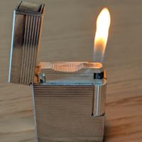 accendino S.T. Dupont placcato argento