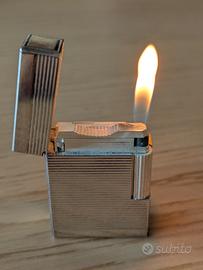 accendino S.T. Dupont placcato argento