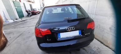 AUDI A4 STATION WAGON 2007 - PORTELLONE POSTERIORE