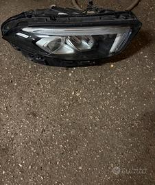 Faro destro Mercedes