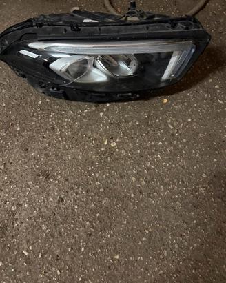 Faro destro Mercedes