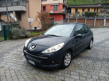 Peugeot 206+ 2010 benzina e gpl neopatentati 