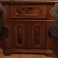 mobiletto in legno 