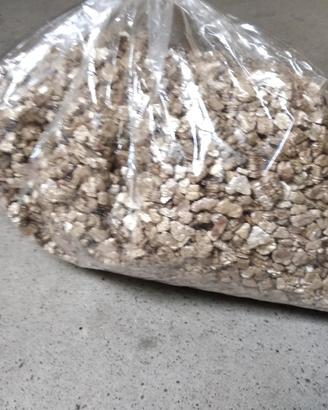 Sacco di materiale plastico simil/roccia per prese